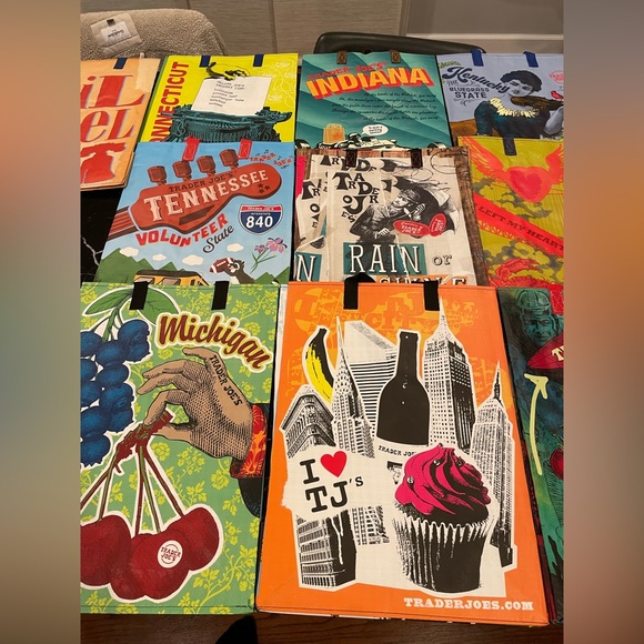 Trader Joe’s Reusable Bags!!! - Picture 4 of 4